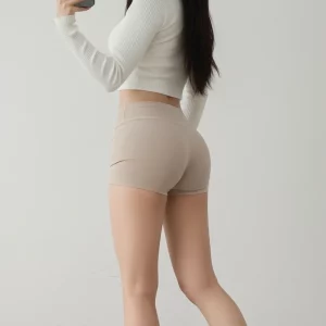 Visualprompt.org beige short leggings e2431ba88b