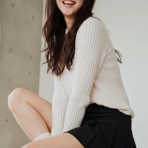 Visualprompt.org black flare skirt, knit top, and white socks snapshot 6a4b2ad511