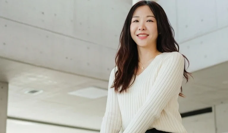 Visualprompt.org black flare skirt, knit top, and white socks snapshot a6cfd84fb0