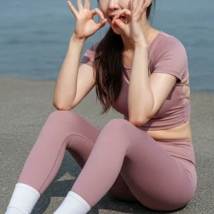 Visualprompt.org exercising at the han river wearing leggings. 5c206d83d8