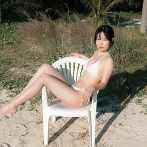 Visualprompt.org korean woman 30s beachwear okinawa de62409de3