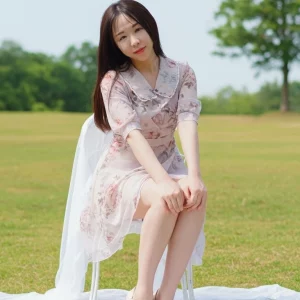 Visualprompt.org photography club outing wearing a one piece dress 23af67ce00