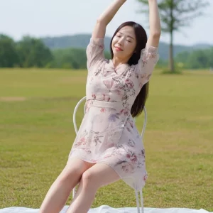 Visualprompt.org photography club outing wearing a one piece dress 9e7ff63765