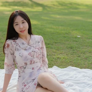 Visualprompt.org photography club outing wearing a one piece dress 9f8e8fca94