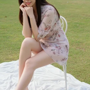 Visualprompt.org photography club outing wearing a one piece dress a258b43770