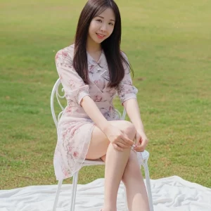 Visualprompt.org photography club outing wearing a one piece dress ad52a550a0