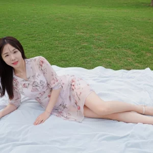 Visualprompt.org photography club outing wearing a one piece dress edac689a93