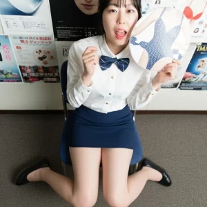 Visualprompt.org yeonhee's company uniform snapshot 228792502f