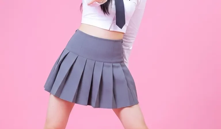 Woman pink stage performance crop top mini skirt